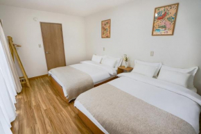 140 square meters three-story independent house 4 bedrooms 2 toilets and spacious living room can accommodate up to 12 people